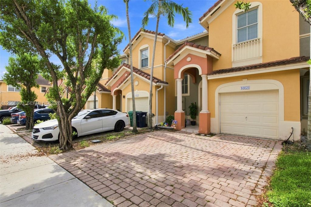 16628 SW 79th Terrace, Miami, FL 33193