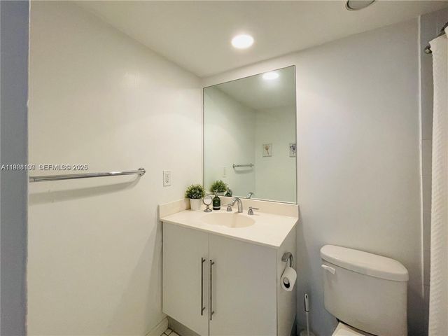 3001 S Ocean Drive 101, Hollywood, FL 33019