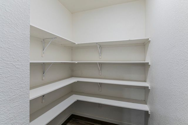 201 Sabine River Road, Glenn Heights, TX 75154