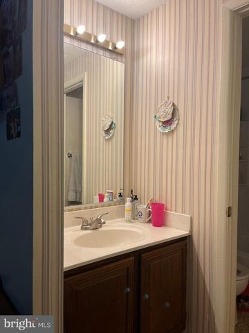 10635 GLEN HANNAH DR, Laurel, MD 20723