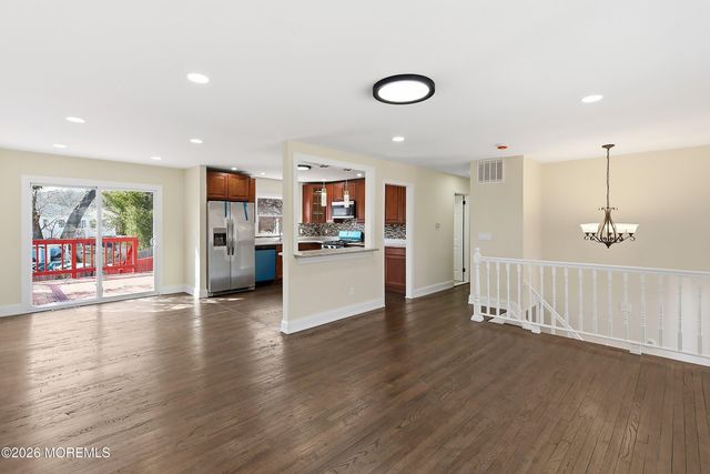 538 Vaughn Avenue, Toms River, NJ 08753