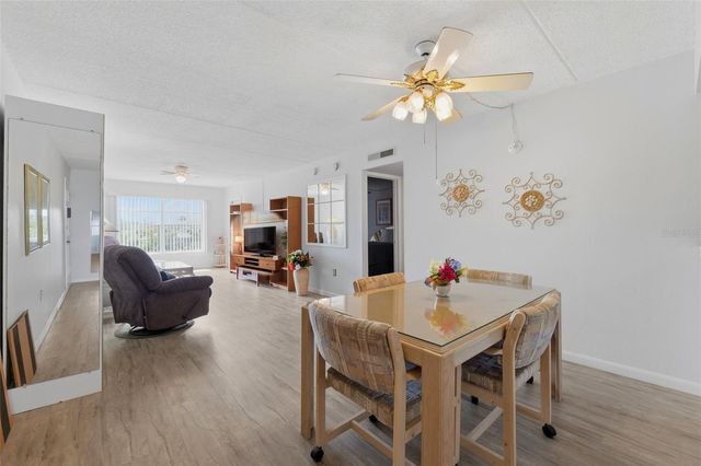 12760 INDIAN ROCKS ROAD 1082, Largo, FL 33774