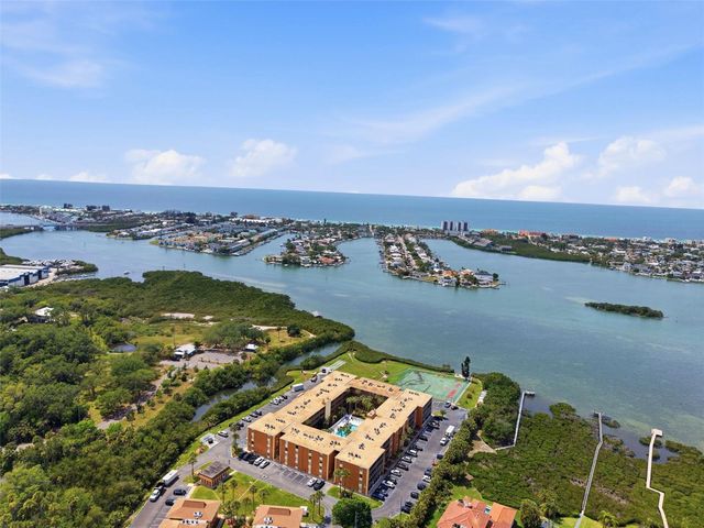 12760 INDIAN ROCKS ROAD 1082, Largo, FL 33774