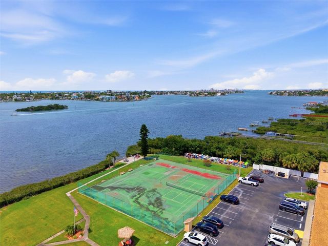 12760 INDIAN ROCKS ROAD 1082, Largo, FL 33774