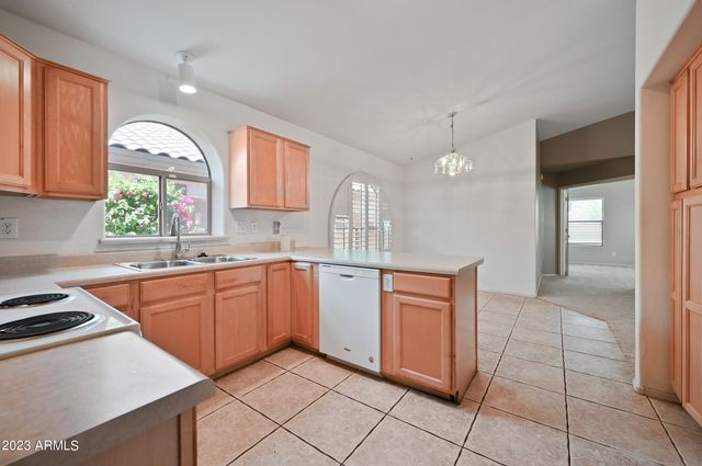 9312 E Pampa Avenue, Mesa, AZ 85212