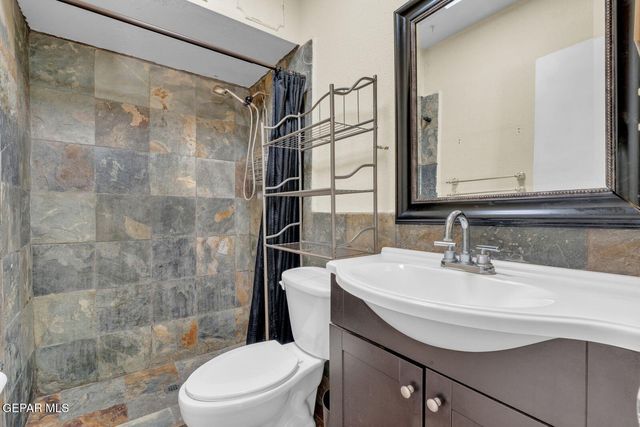 10621 SPRINGWOOD Drive A, El Paso, TX 79935