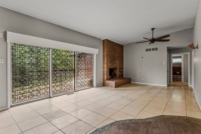 2224 Lakeland Drive, Dallas, TX 75228