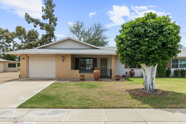 10801 W CARON Drive, Sun City, AZ 85351