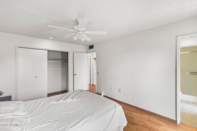 10801 W CARON Drive, Sun City, AZ 85351
