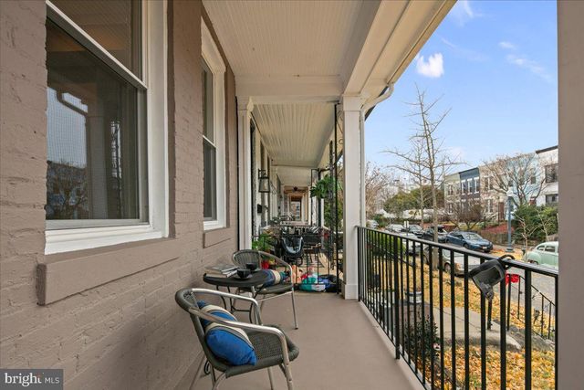 325 14TH PL NE, Washington, DC 20002