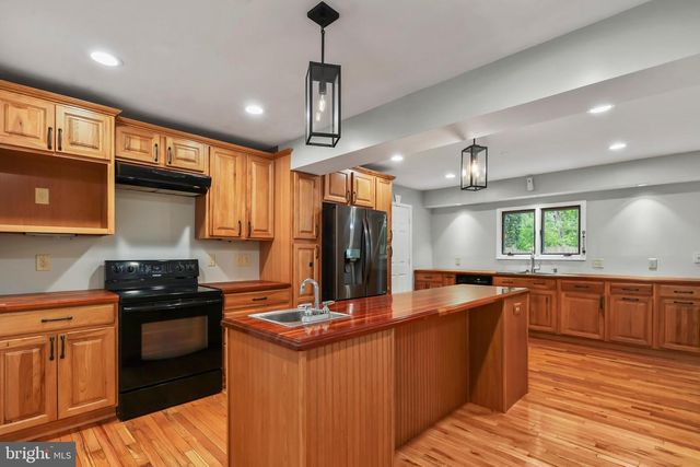 10729 CEDAR POST LN, Spotsylvania, VA 22553