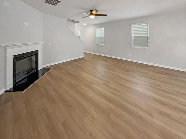 11911 Lovejoy Crossing Way, Hampton, GA 30228