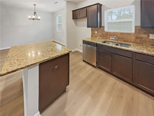 11911 Lovejoy Crossing Way, Hampton, GA 30228