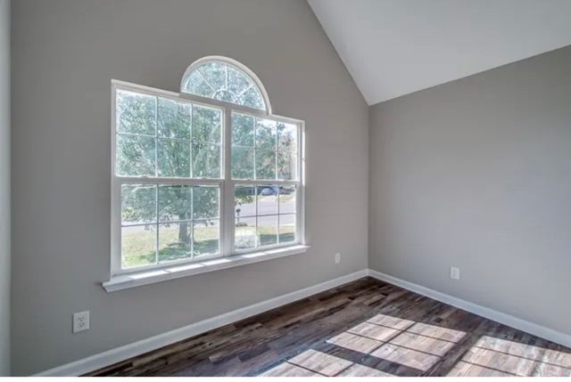 100 Bungalow Ct, Smyrna, TN 37167