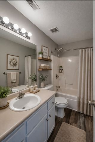 100 Bungalow Ct, Smyrna, TN 37167