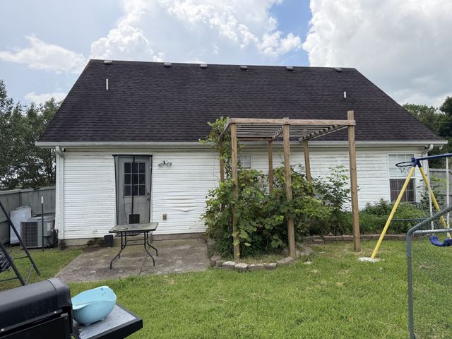 100 Bungalow Ct, Smyrna, TN 37167