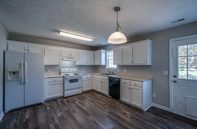 100 Bungalow Ct, Smyrna, TN 37167