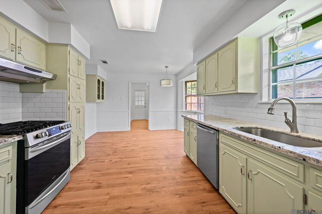 726 Bromley Dr, Baton Rouge, LA 70808