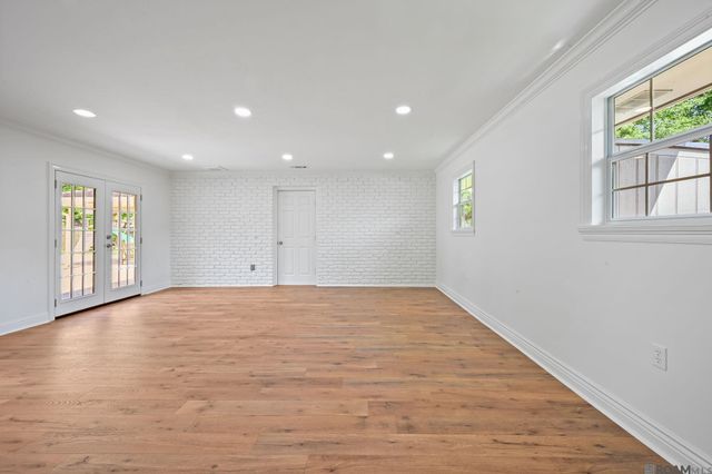 726 Bromley Dr, Baton Rouge, LA 70808