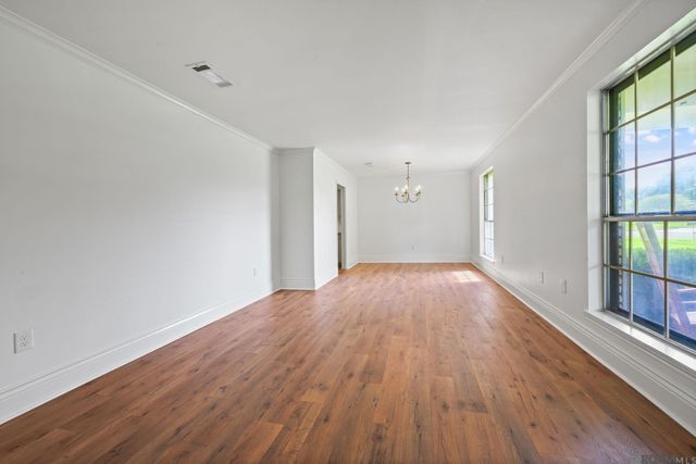726 Bromley Dr, Baton Rouge, LA 70808