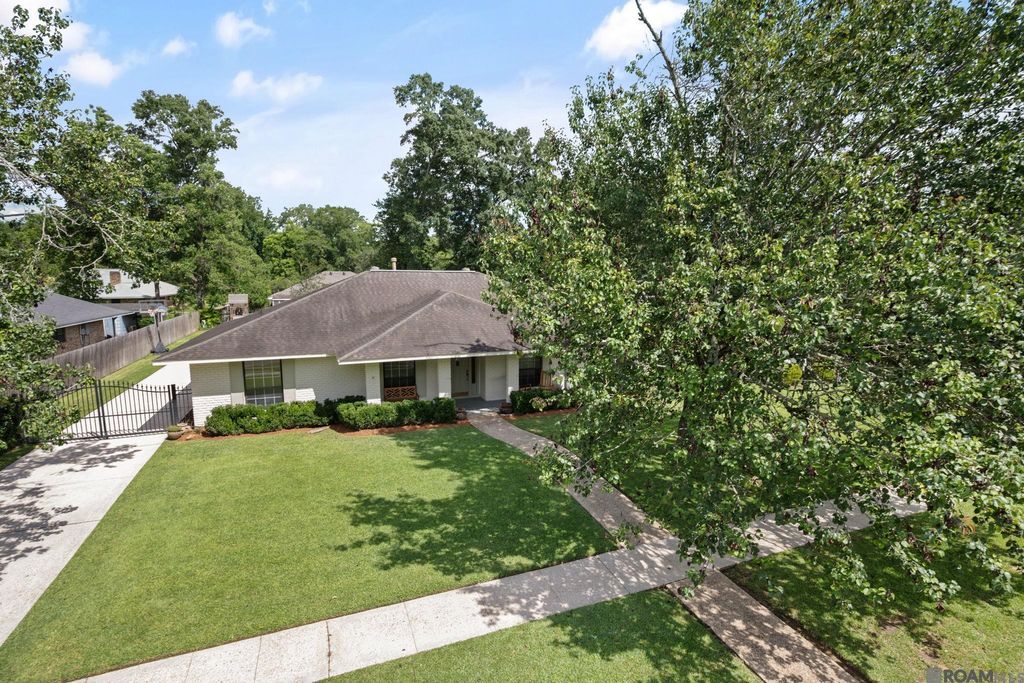 726 Bromley Dr, Baton Rouge, LA 70808