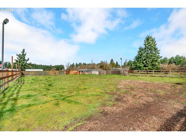 82537 GREENWOOD St, Creswell, OR 97426