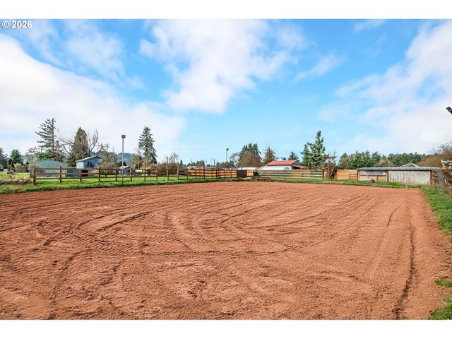 82537 GREENWOOD St, Creswell, OR 97426