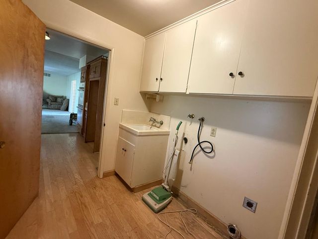 2510 W Escalon Avenue, Fresno, CA 93711