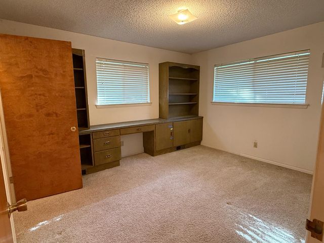 2510 W Escalon Avenue, Fresno, CA 93711