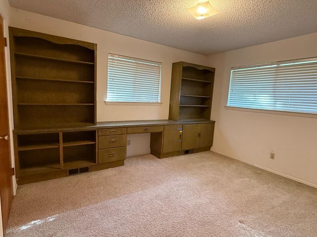 2510 W Escalon Avenue, Fresno, CA 93711