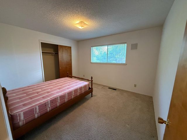 2510 W Escalon Avenue, Fresno, CA 93711