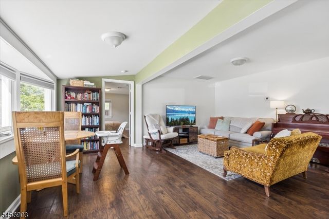 3 Minnehaha Blvd, Parsippany-troy Hills Twp., NJ 07034