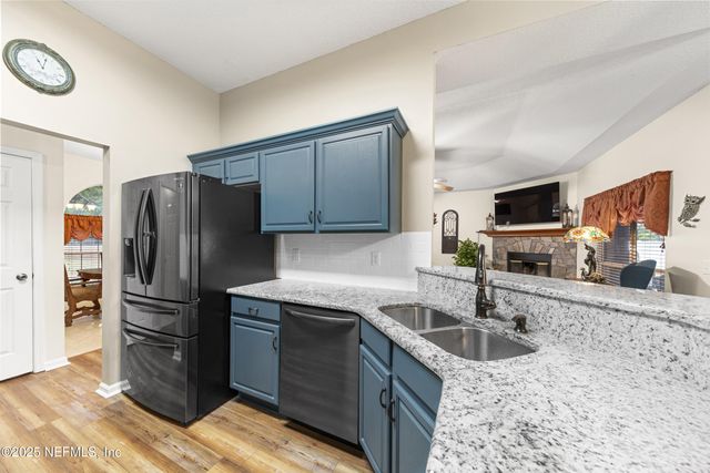 13739 DUNN CREEK Road, Jacksonville, FL 32218