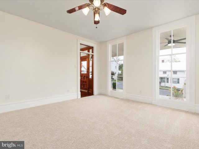 239 N CHURCH ST, Woodstock, VA 22664