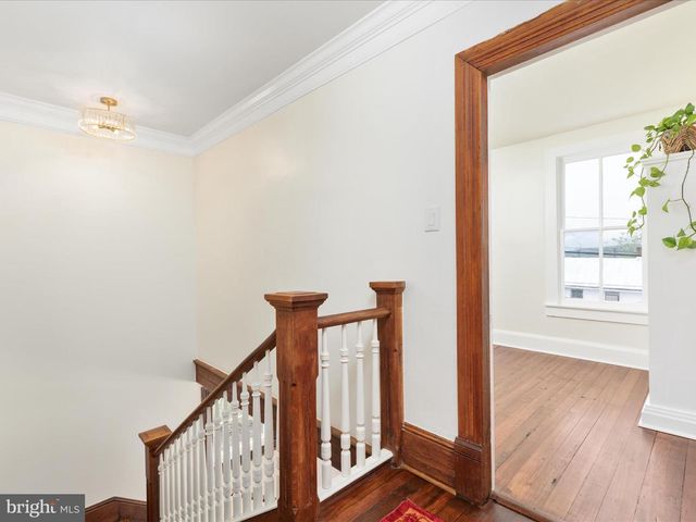 239 N CHURCH ST, Woodstock, VA 22664