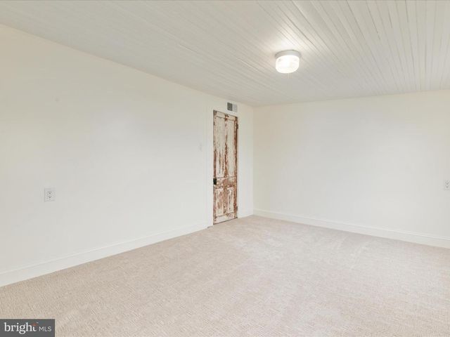 239 N CHURCH ST, Woodstock, VA 22664