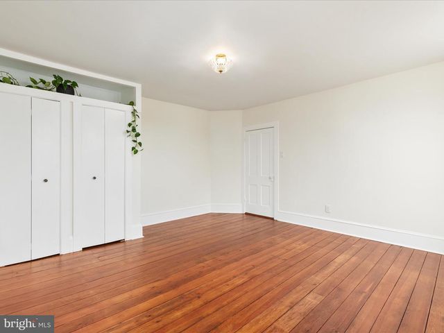 239 N CHURCH ST, Woodstock, VA 22664