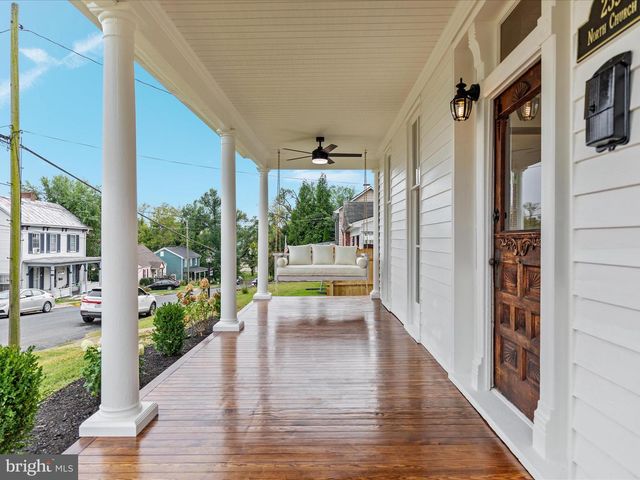 239 N CHURCH ST, Woodstock, VA 22664