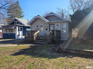 2226 N ELLIS Avenue, Peoria, IL 61604