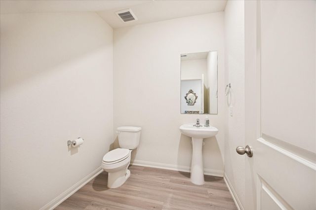 6215 El Turquesa Drive Drive, Houston, TX 77048