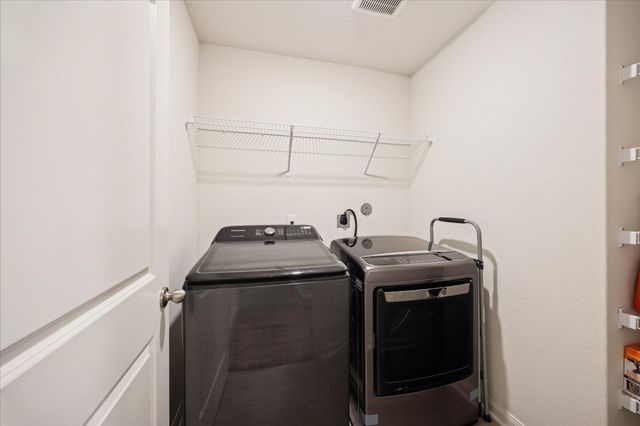 6215 El Turquesa Drive Drive, Houston, TX 77048