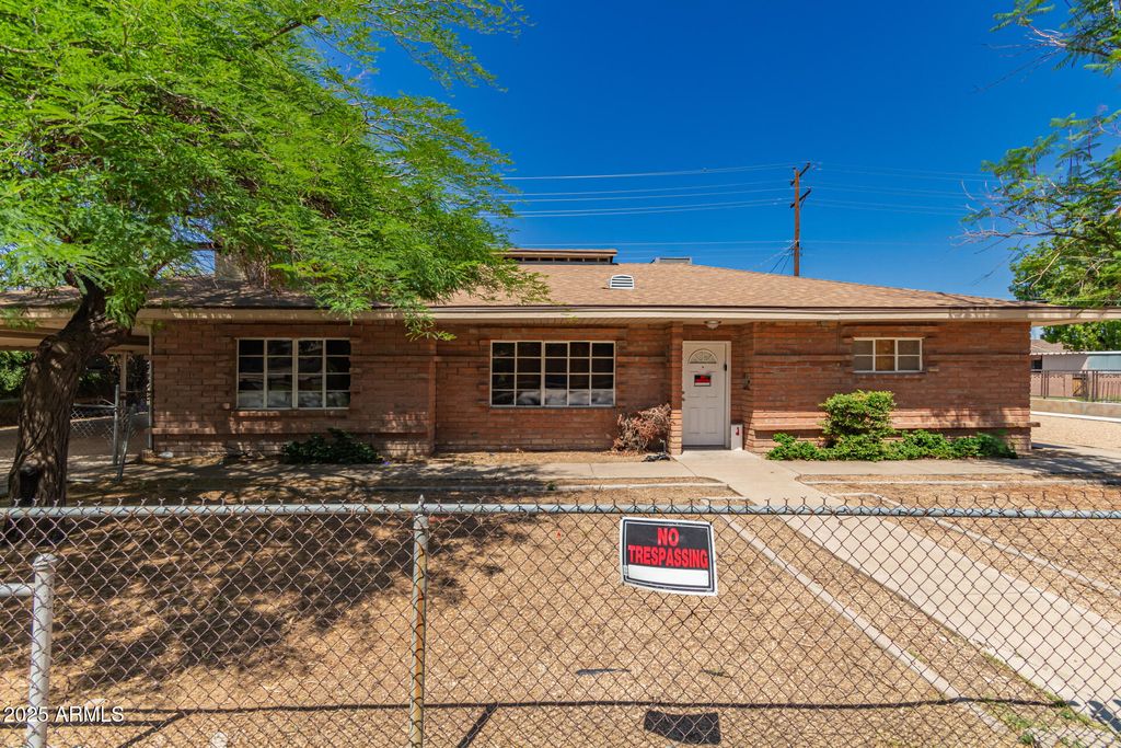 6100 N 36TH Avenue, Phoenix, AZ 85019