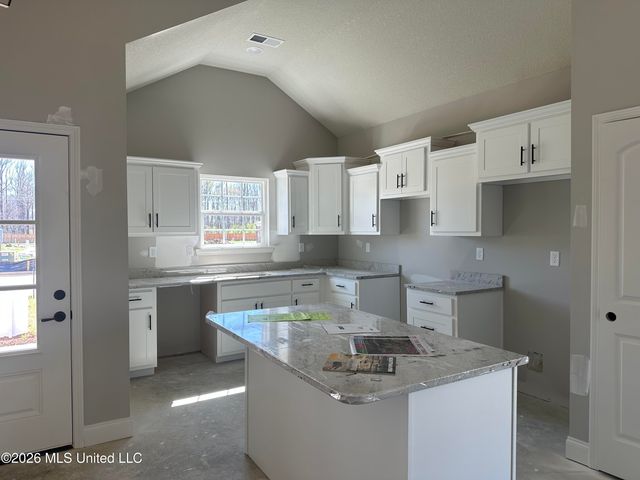 240 Flower Garden Drive, Southaven, MS 38671