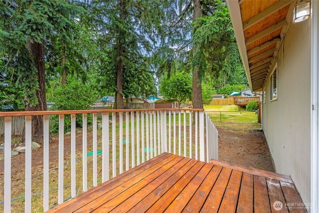 35804 15th Avenue SW, Federal Way, WA 98023