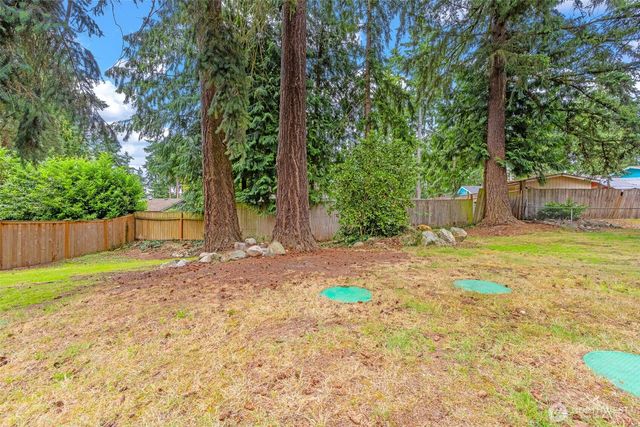 35804 15th Avenue SW, Federal Way, WA 98023