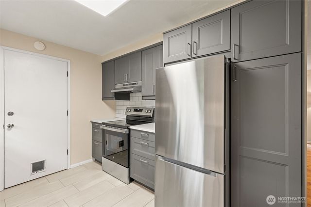 35804 15th Avenue SW, Federal Way, WA 98023