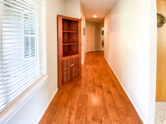 147 PALOMINO Ave, Roseburg, OR 97471