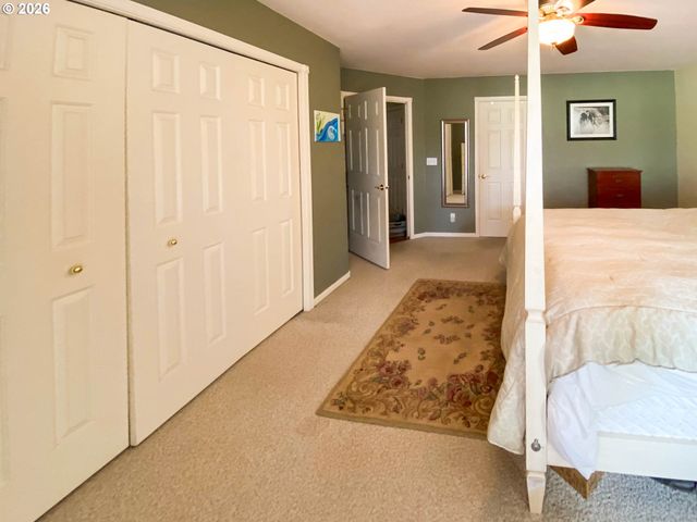 147 PALOMINO Ave, Roseburg, OR 97471