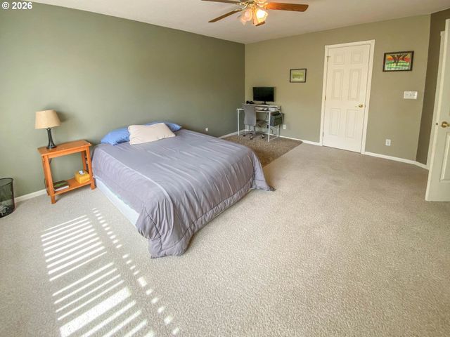 147 PALOMINO Ave, Roseburg, OR 97471