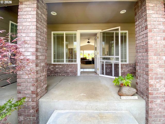 147 PALOMINO Ave, Roseburg, OR 97471